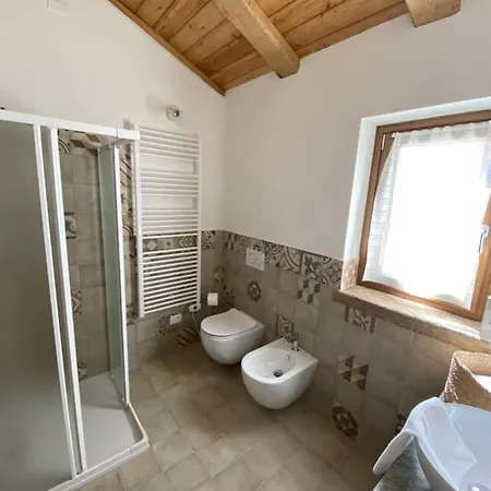 Cascina Maina Farm stay Diano d'Alba