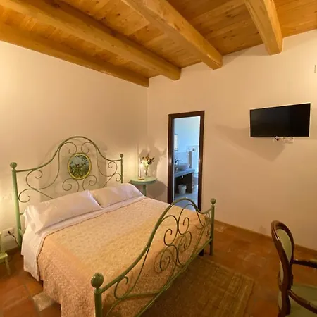 Cascina Maina Diano dʼAlba