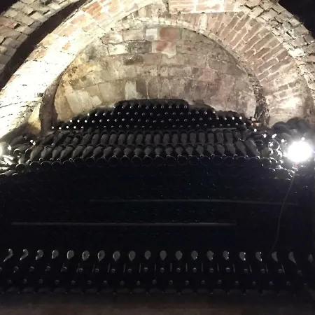 Alloggio per agriturismo Cascina Maina