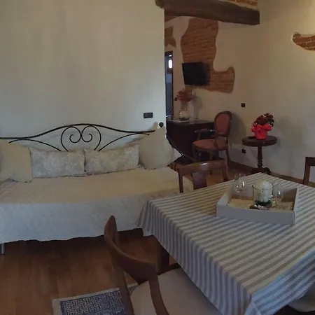 Cascina Maina Farm stay Diano d'Alba