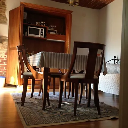 Cascina Maina Farm stay Diano d'Alba